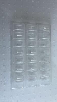 খাদ্য গ্রেড পিইটি প্লাস্টিকের পুনরায় ব্যবহারযোগ্য এবং কাস্টমাইজযোগ্য ম্যাকারন ব্লিস্টার ট্রে সহ 25 ম্যাকারন প্যাকেজিং ট্রে