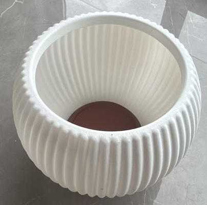 Large-sized HDPE Plastic Flower Pot with Tray Base and Ceramic Protection for Plum, Bamboo, Chrysanthemum, and Orchid